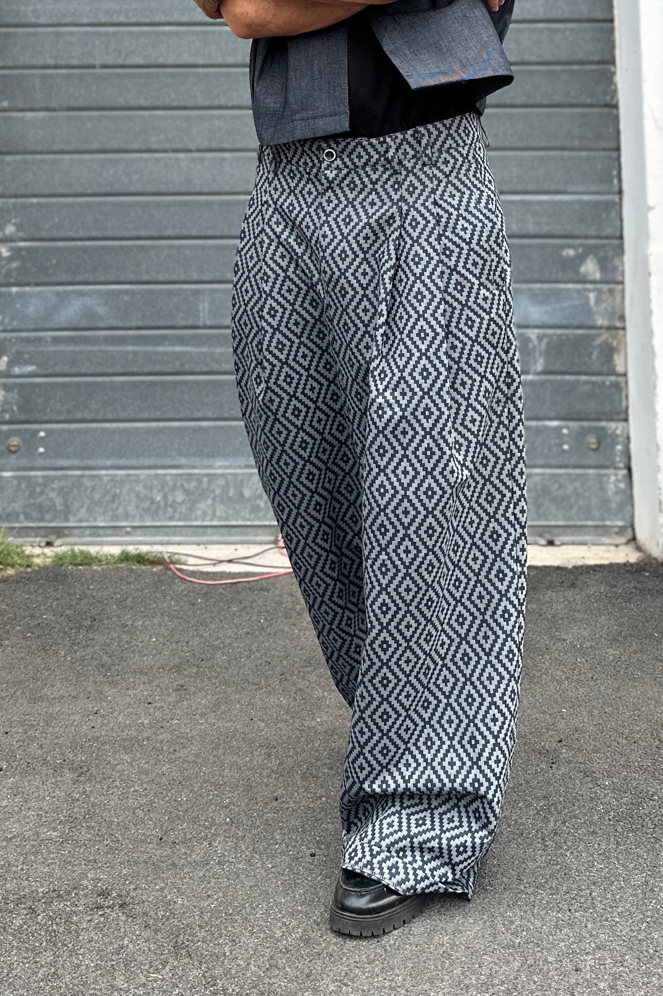 ZADAR BAGGY PATTERN ROMBI